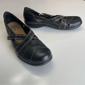 Clarks Women's Ashland Spin Black Leather Shoes, size 11W